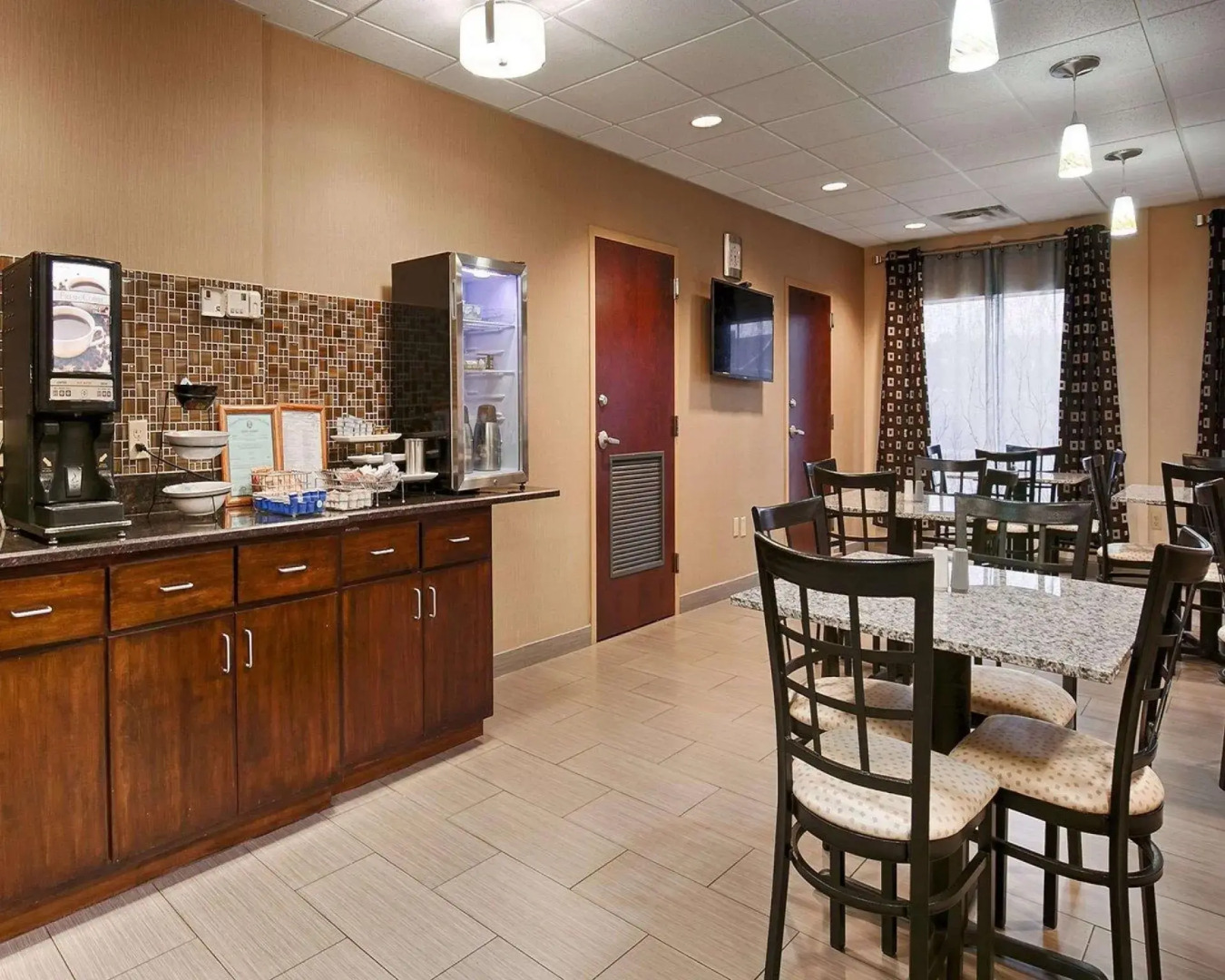 Quality Inn & Suites Huntsville Research Park Area