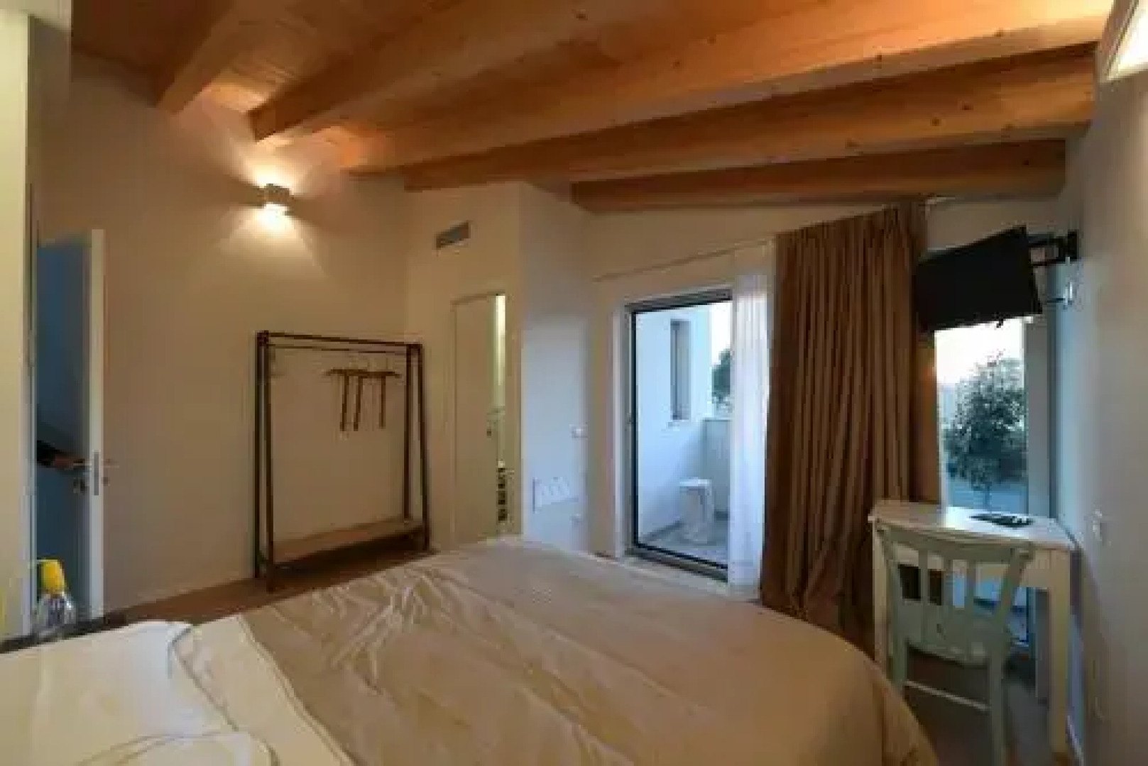 OrtoPi Country Canapa House