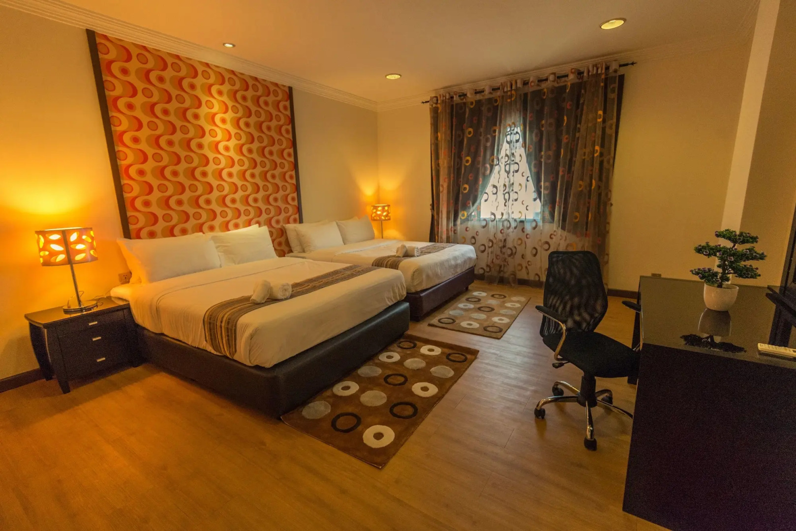 Rimbun Suites & Residences