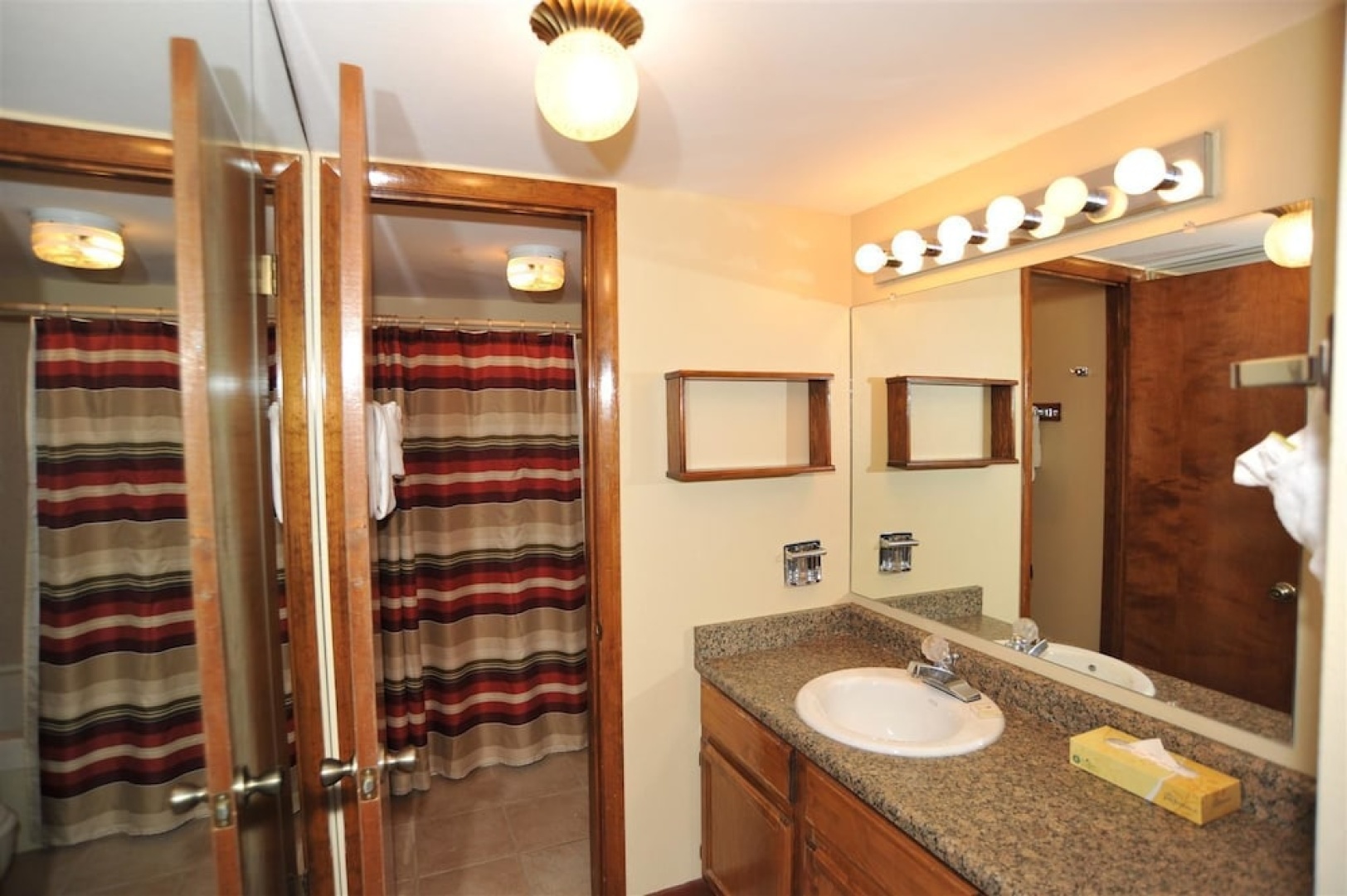 Sundowner 2 BR Plus Loft Condo