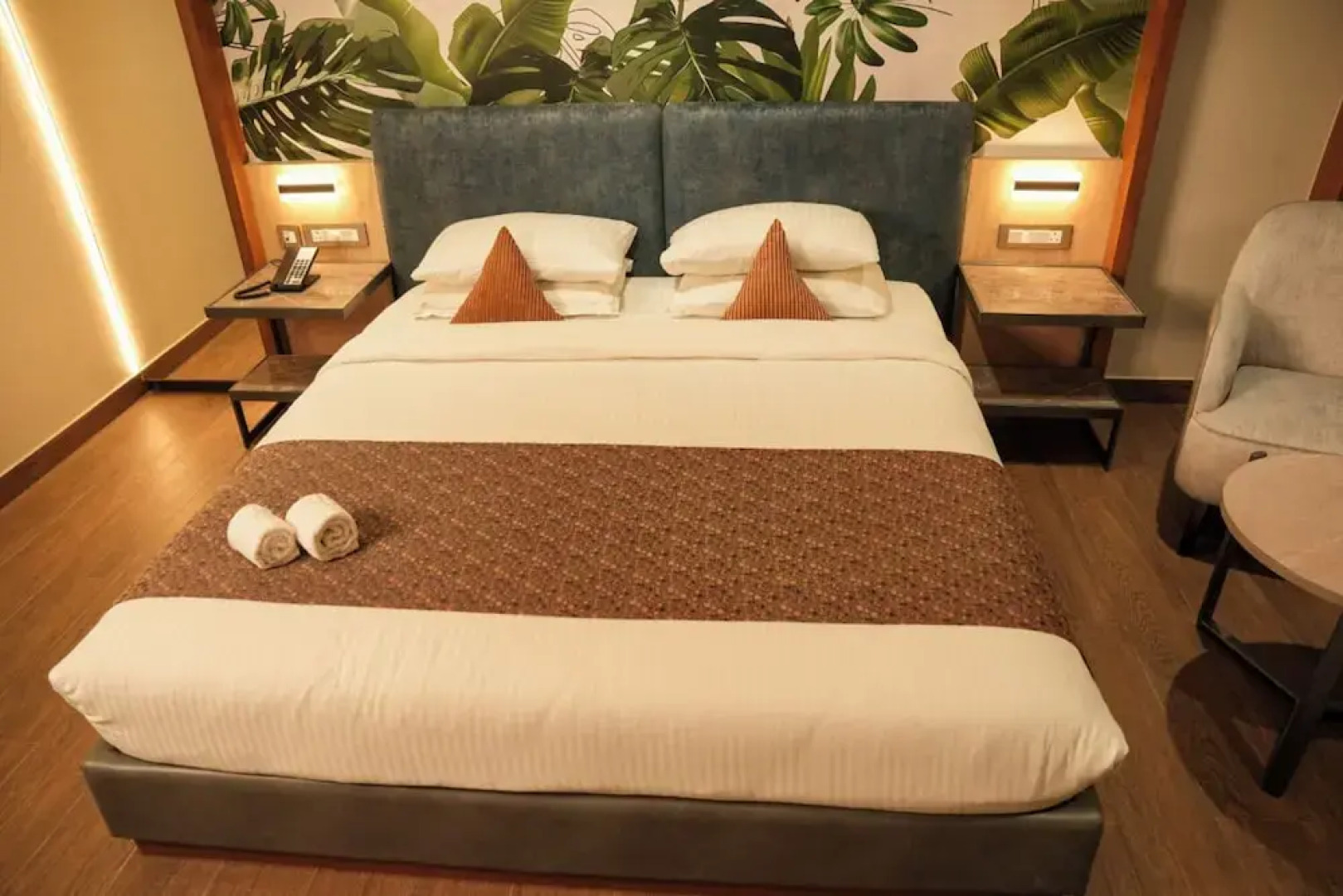 Hotel Menaka Inn Dharwad