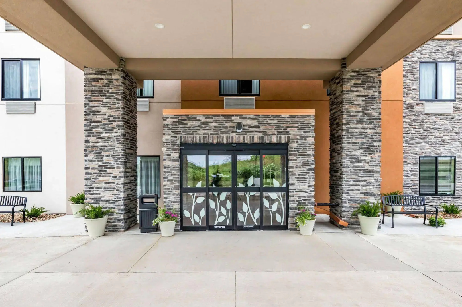 Sleep Inn & Suites West Des Moines near Jordan Creek