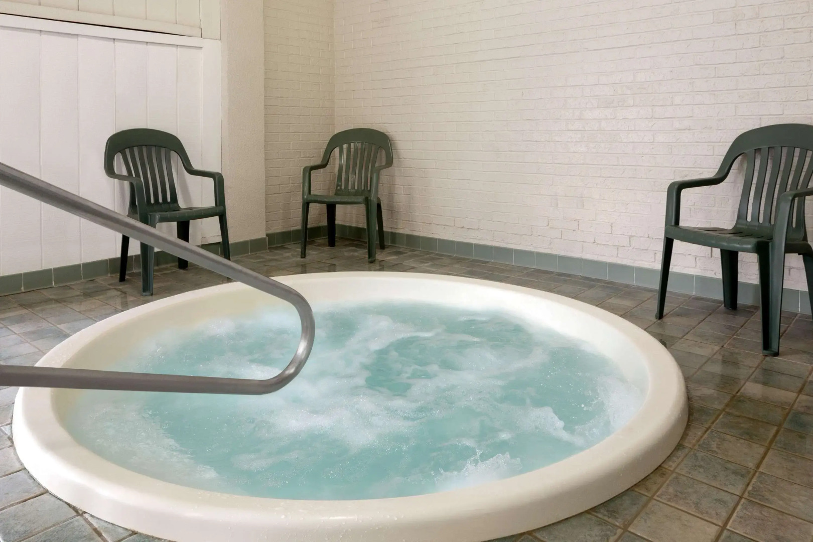 Ramada by Wyndham Bismarck