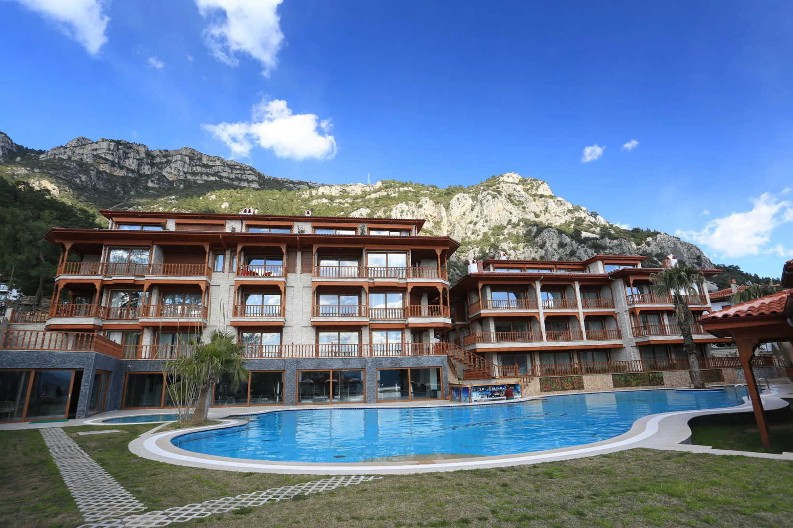 Shimal Panaroma Hotel