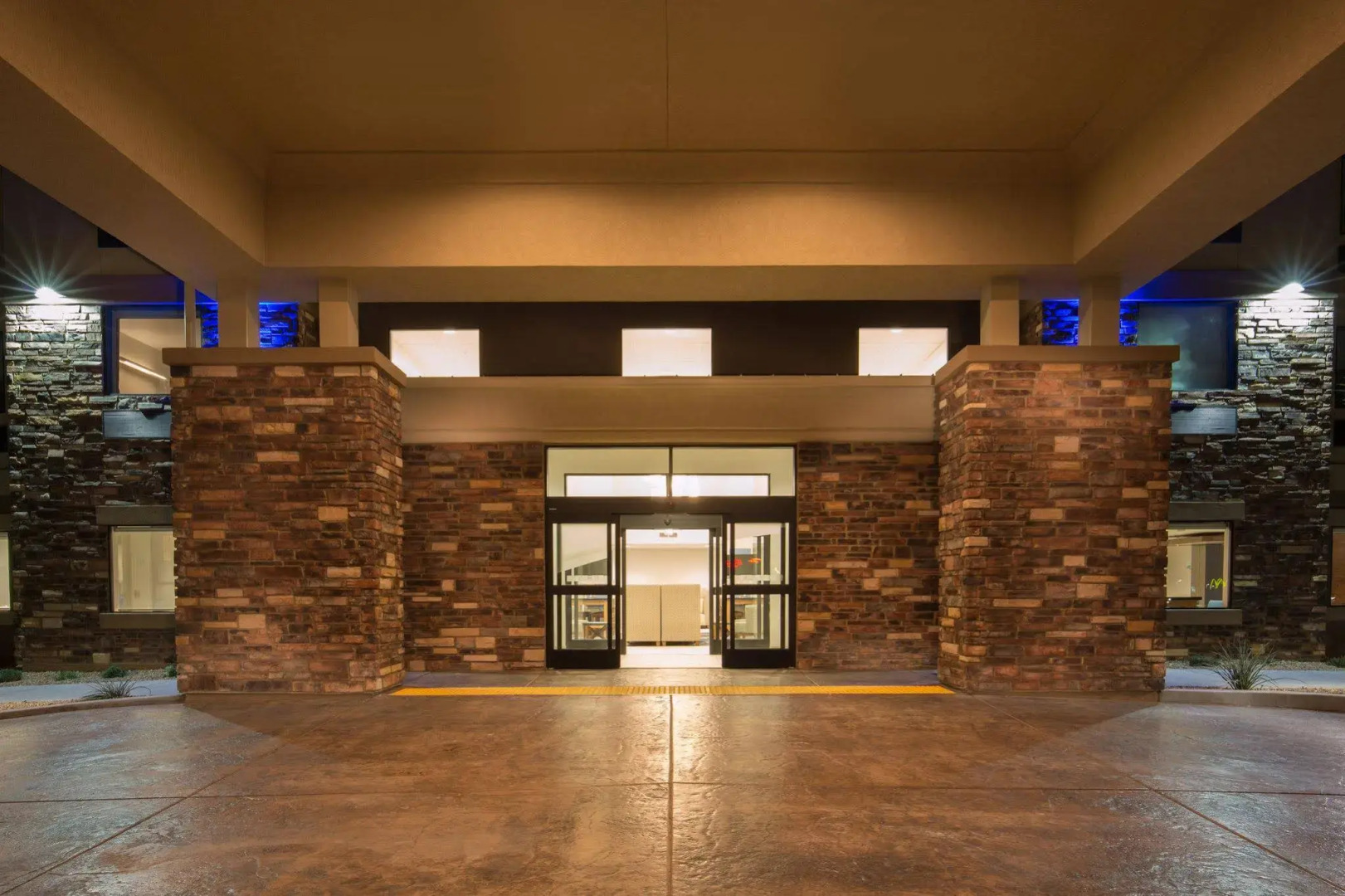 Holiday Inn Express & Suites Pahrump by IHG