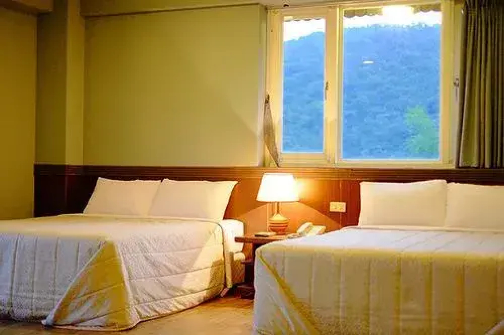 Poultry and Holiday Inn