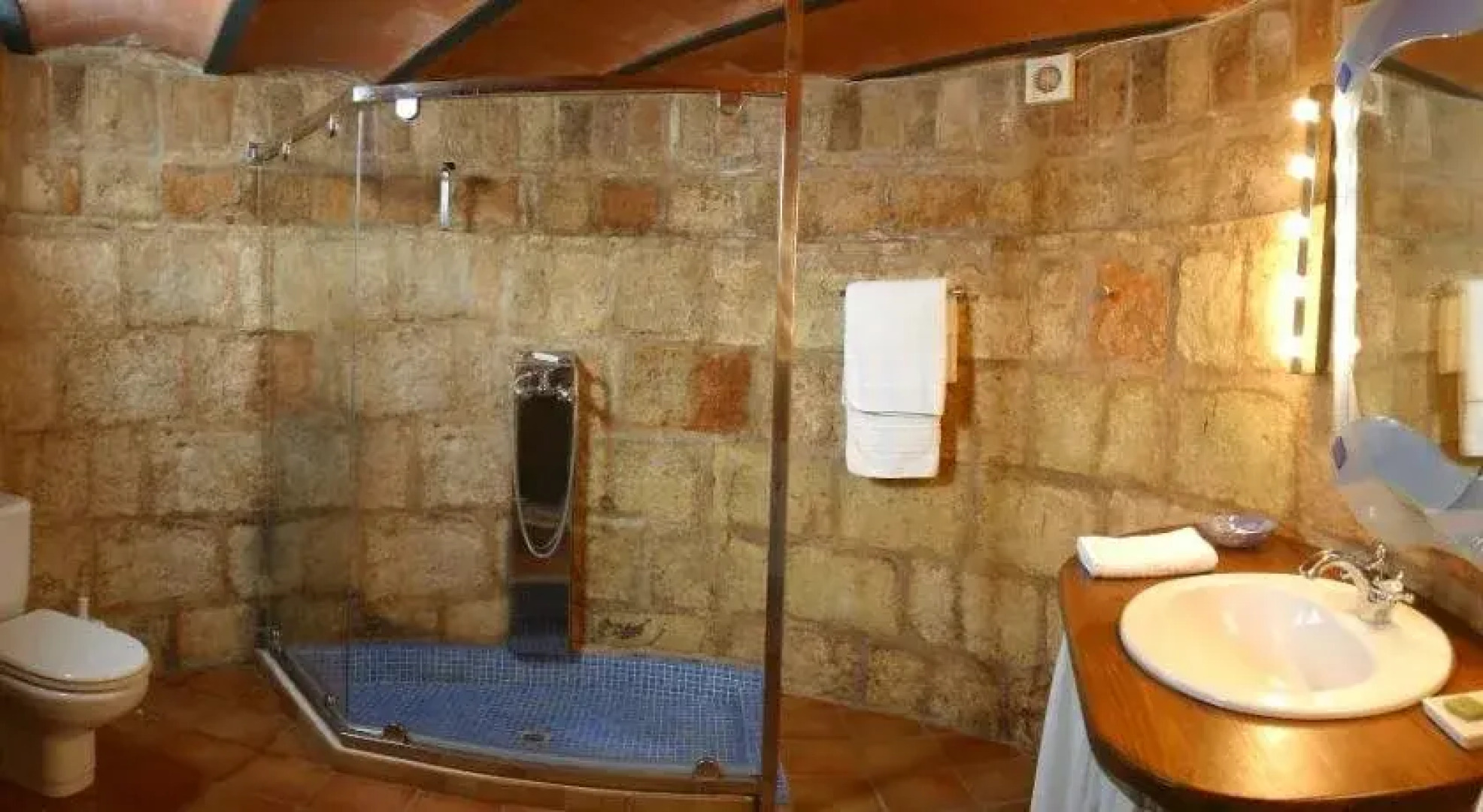 Hotel Castell de Gimenelles