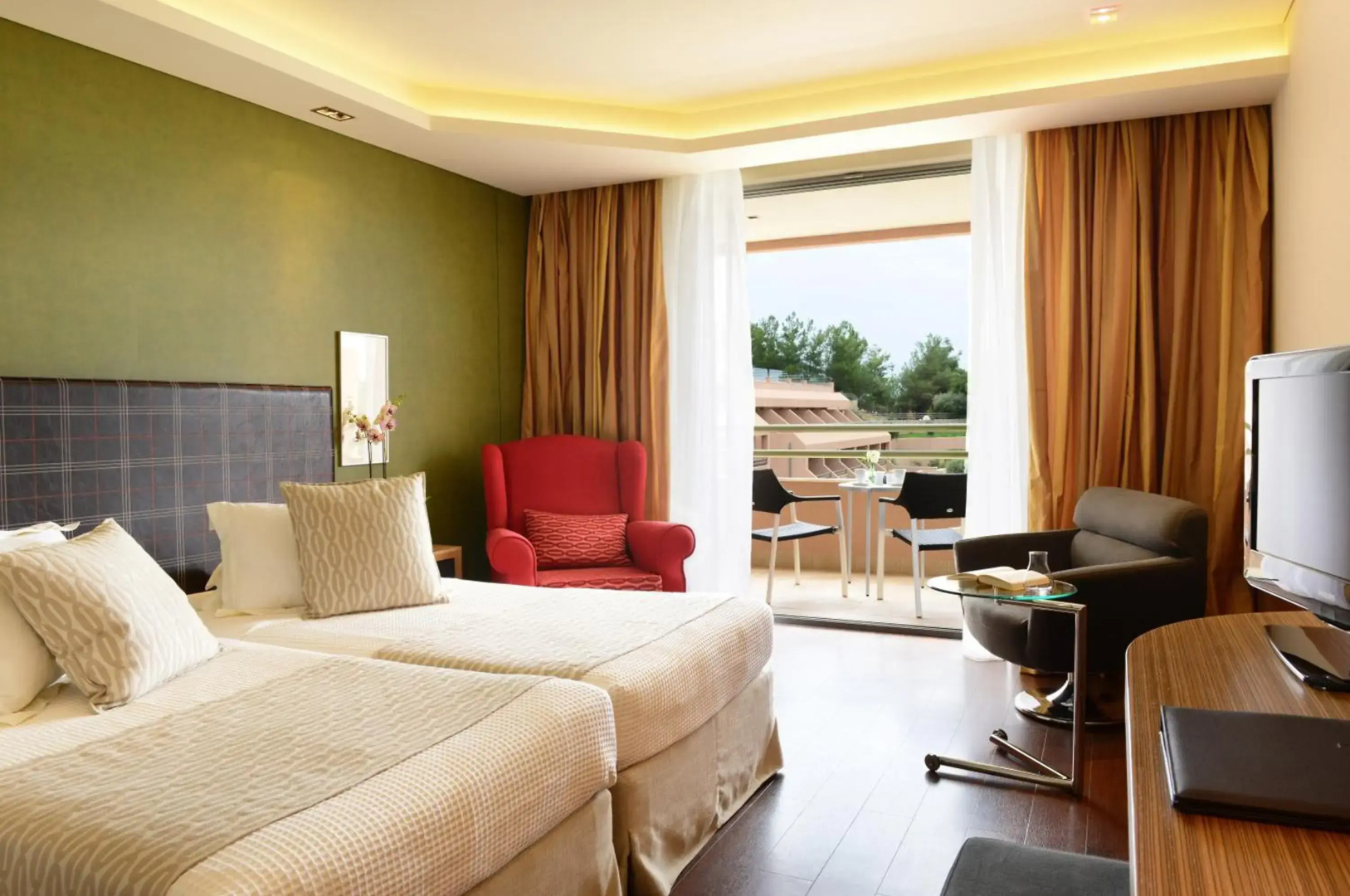 Royal Paradise Beach Resort & Spa