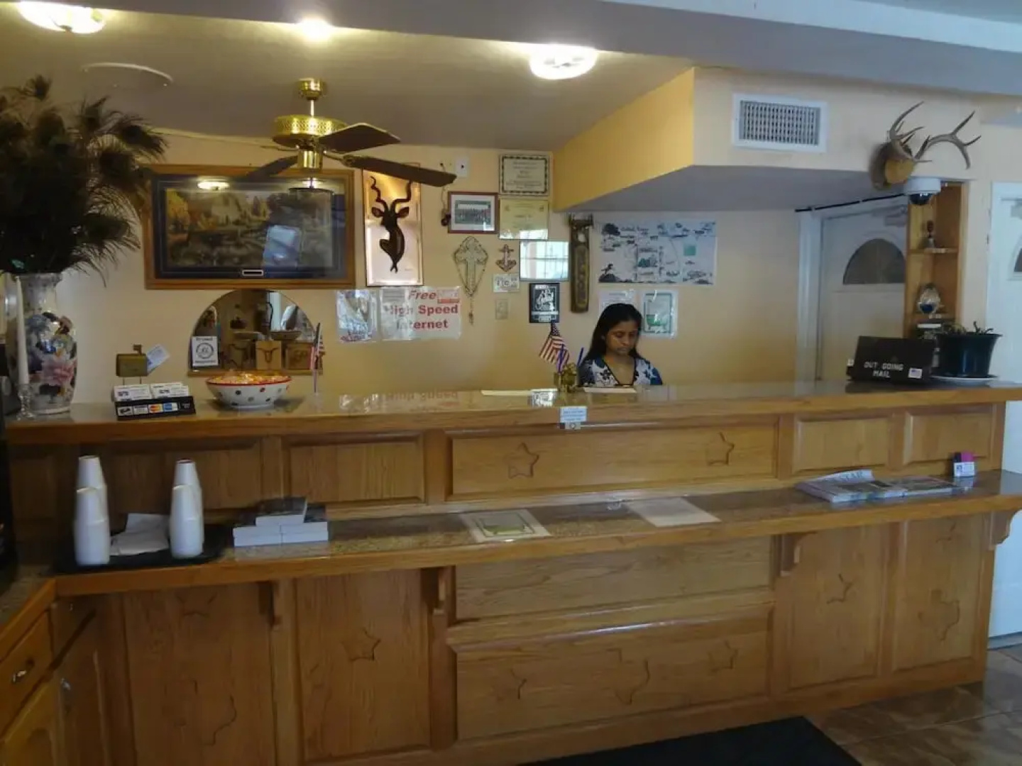 Antlers Inn