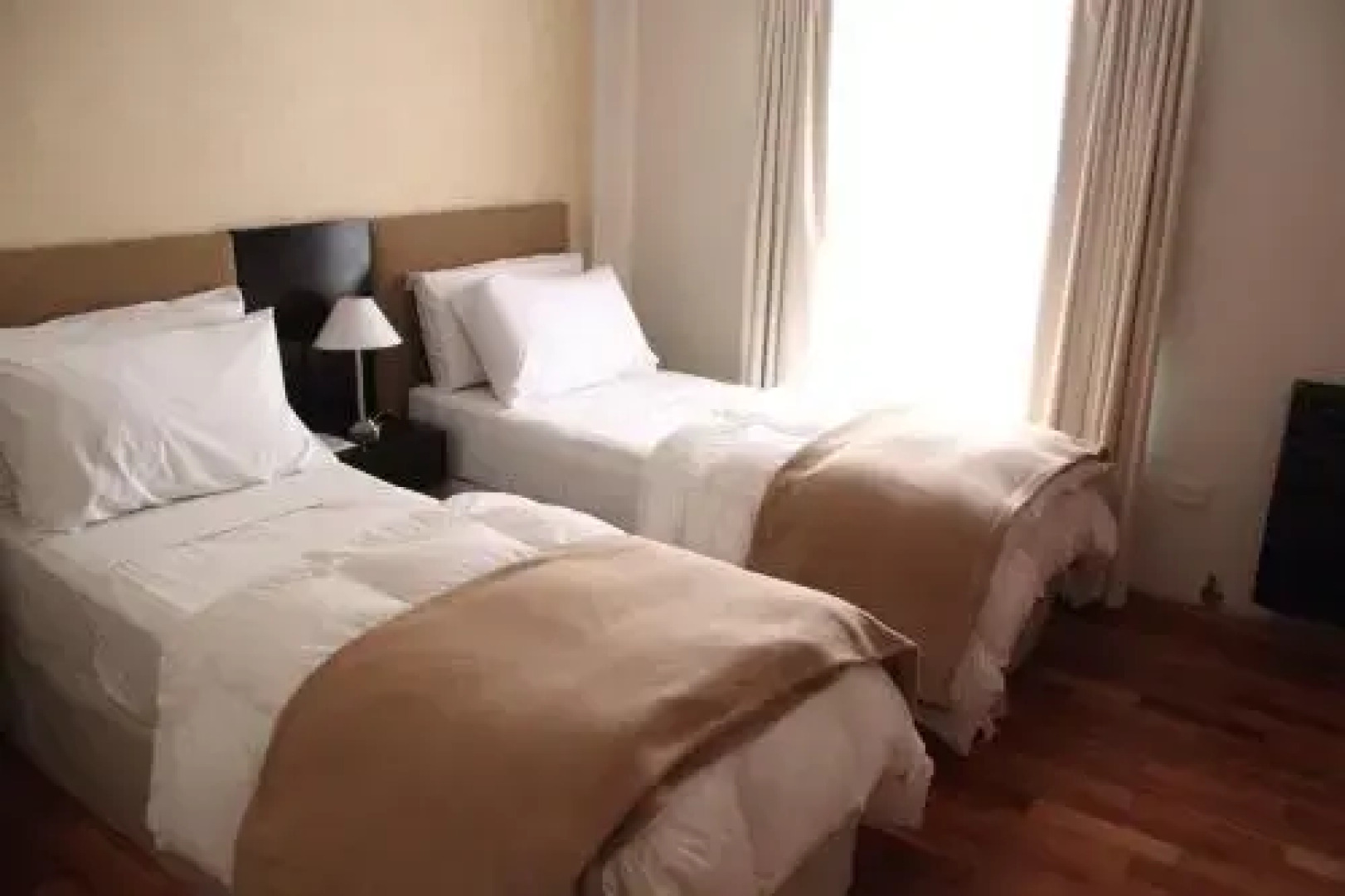 De los Arroyos Apart Hotel