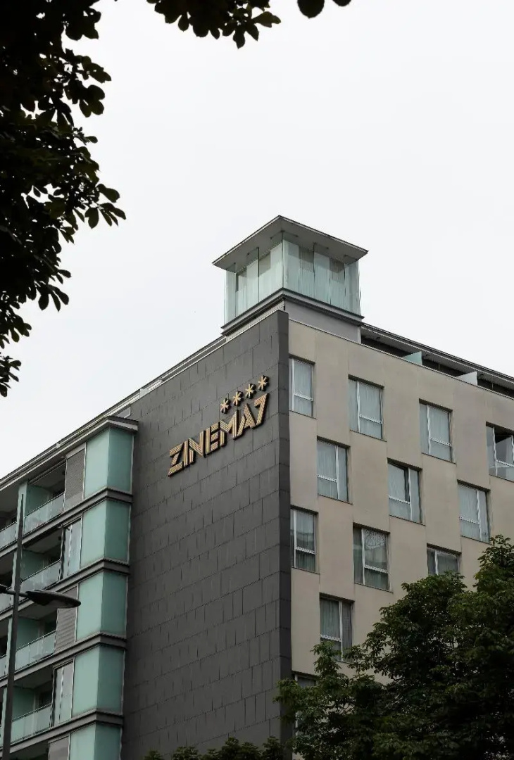 Zinema7