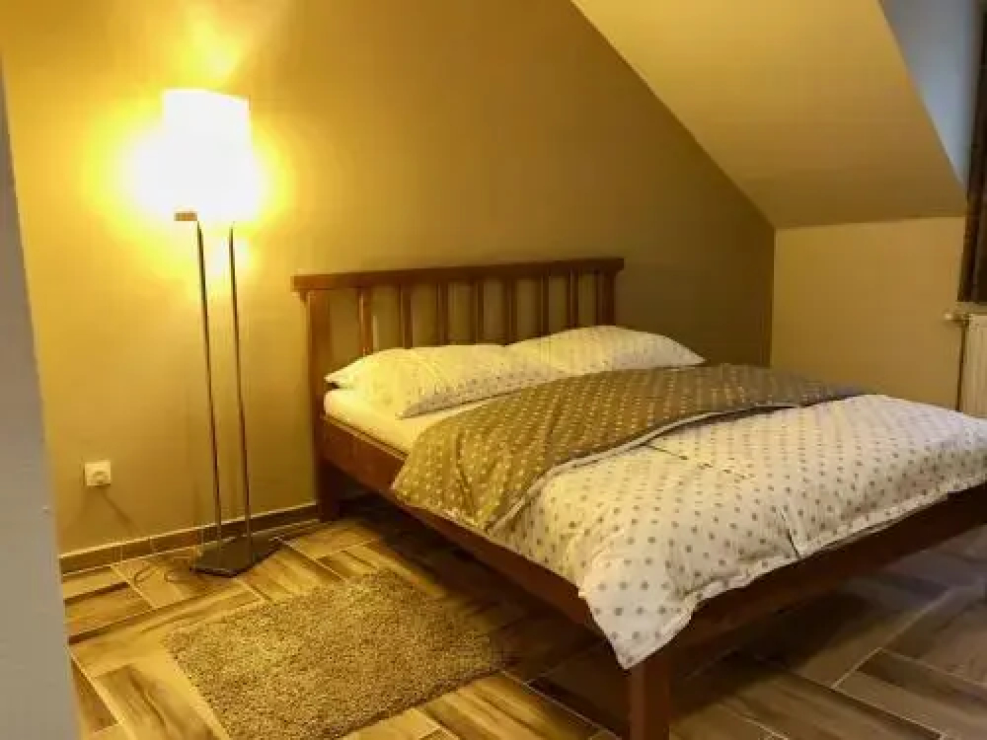 Guest House Atrium Vendégház