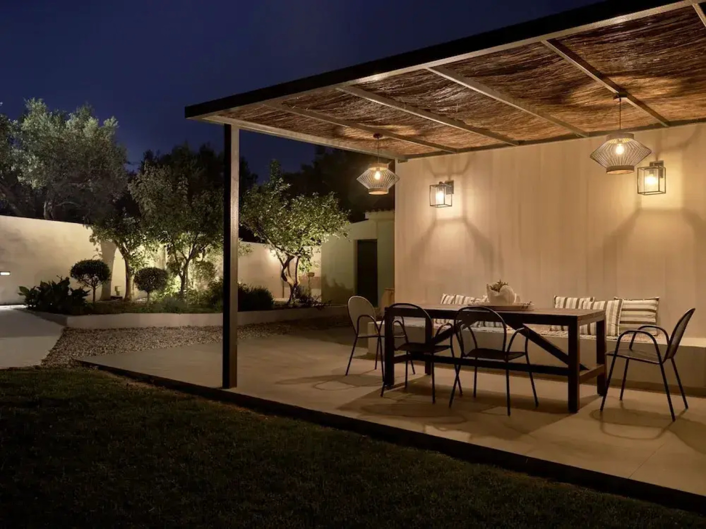 Drallos Luxury Villa