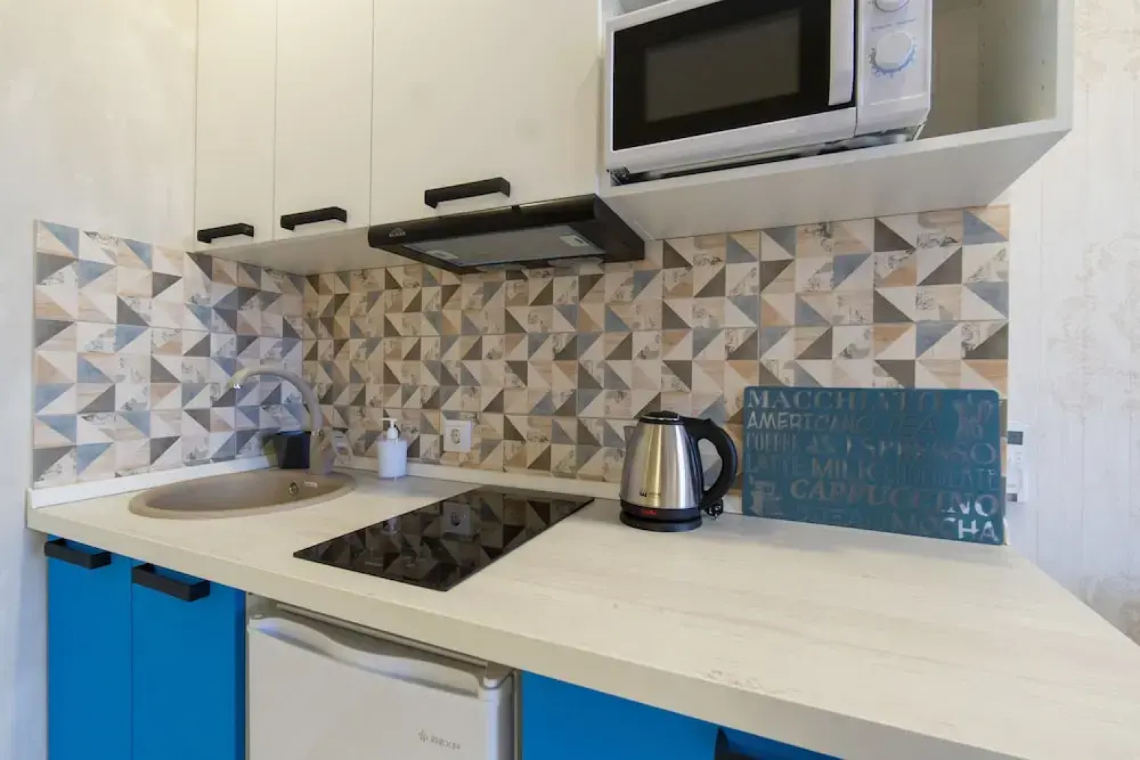 Апартаменты More, ул. Субтропическая, 2