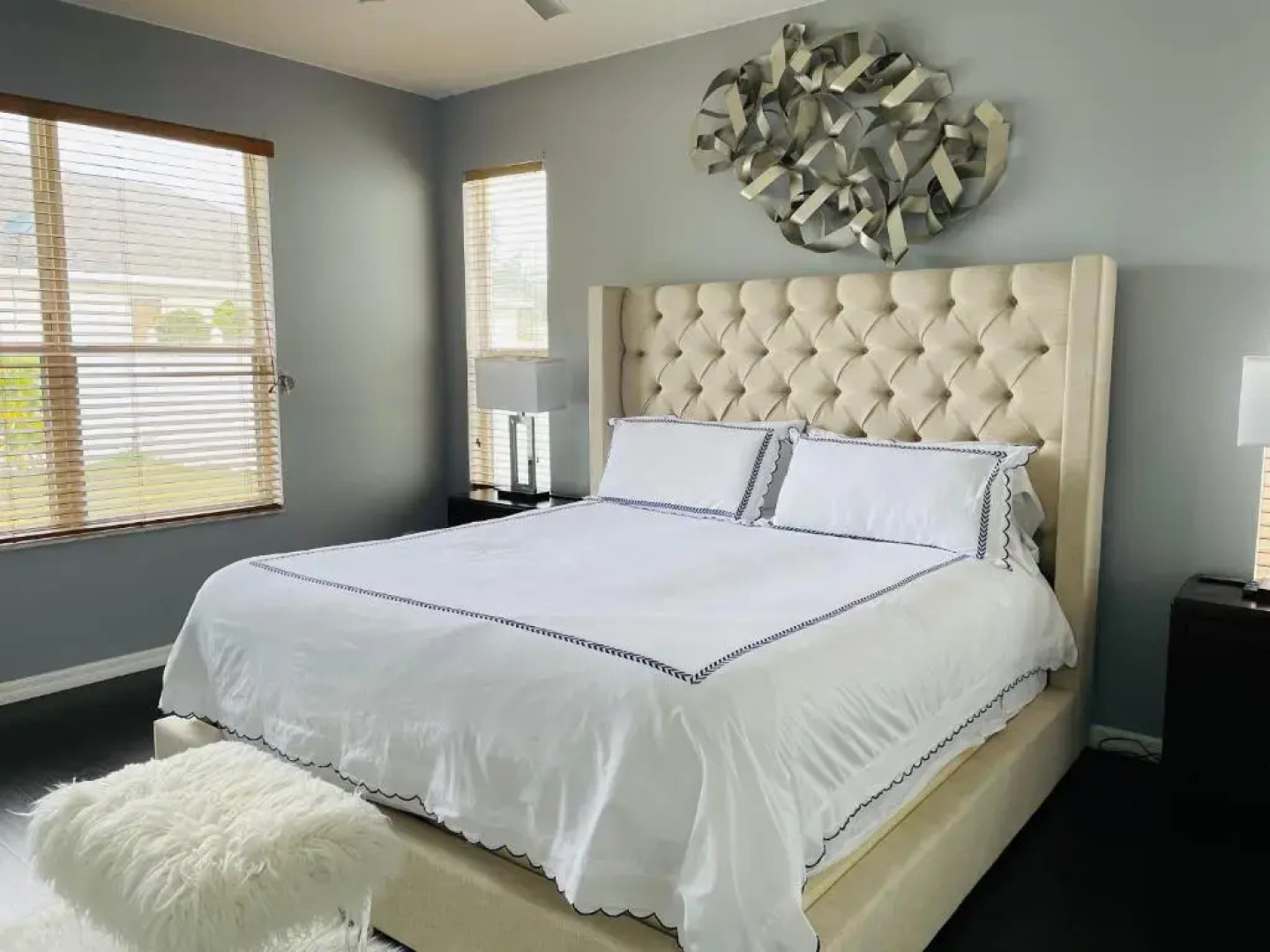 Paradise Pool Home Near IMG and Siesta Key Beach