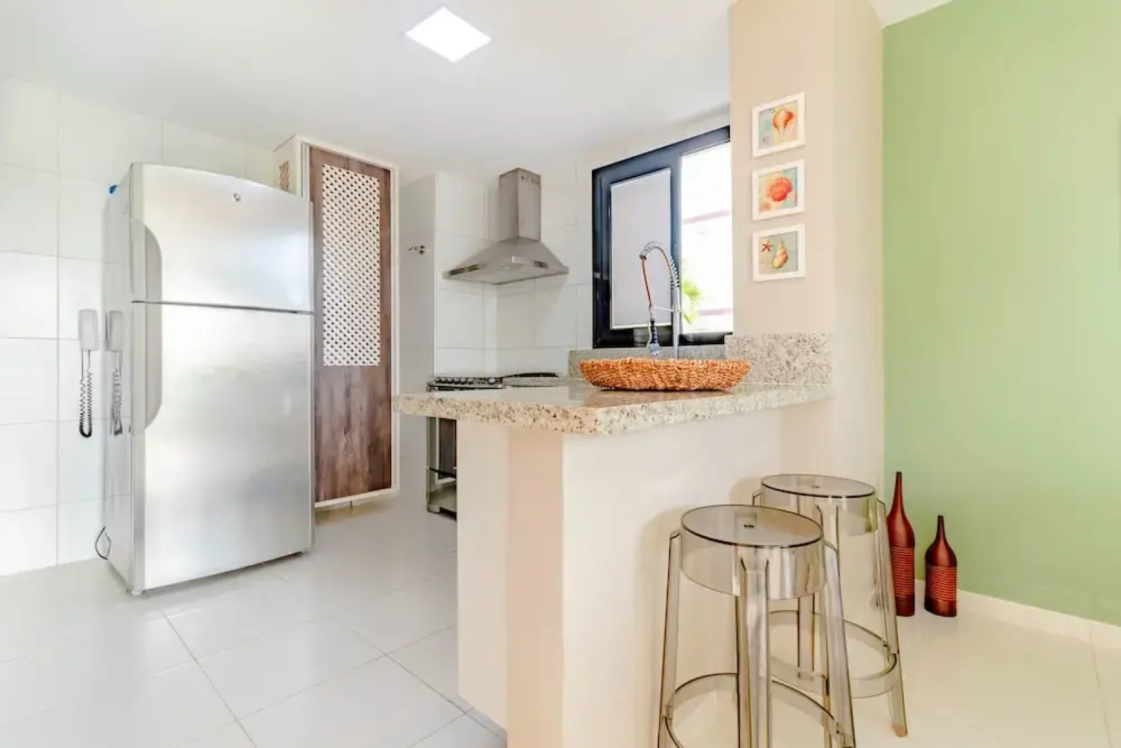 PF06 Ótimo Ap 2 Quartos - Praia do Forte