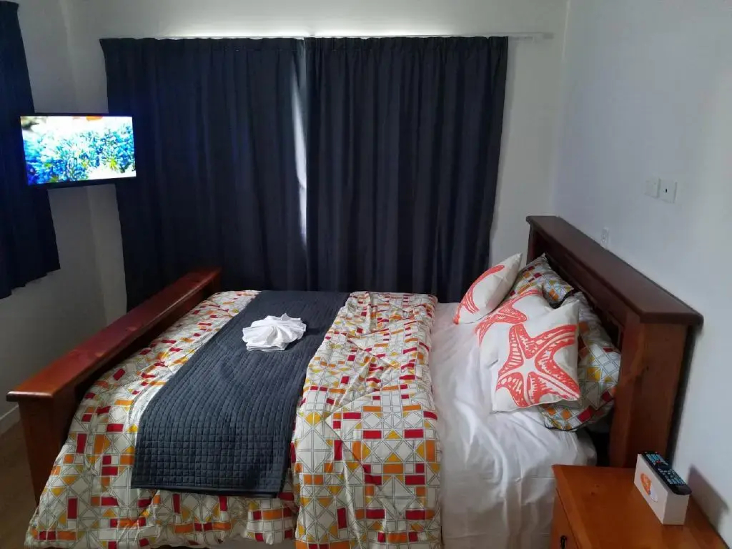 New Smart Home Nearby Plaza