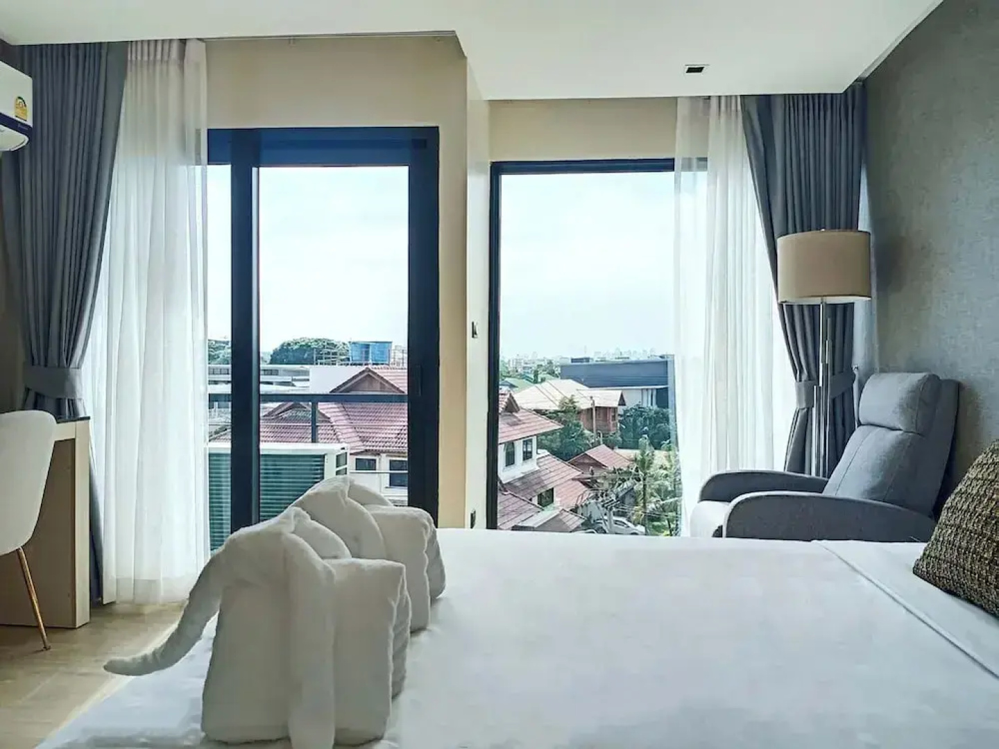 The 9 Residence Hotel