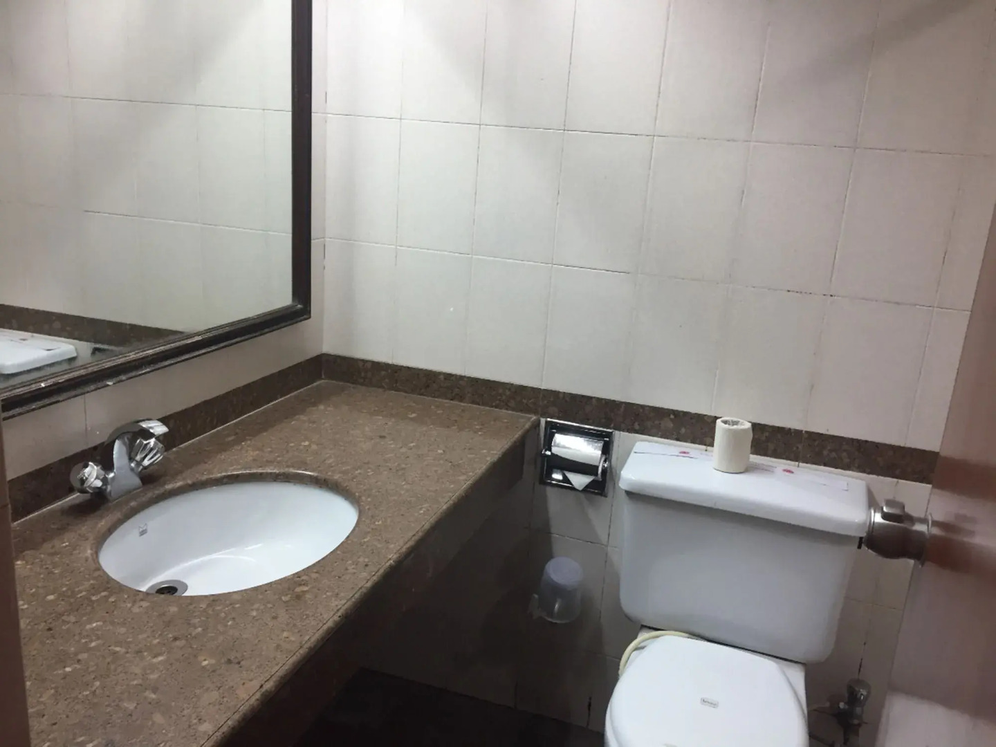 Hotel Sunset Inn Mount Abu with Swimming Pool