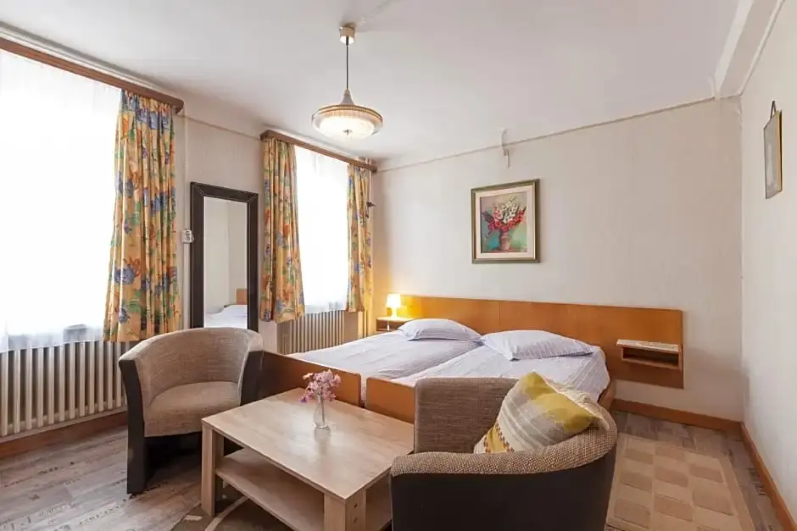 Hotel DeFive