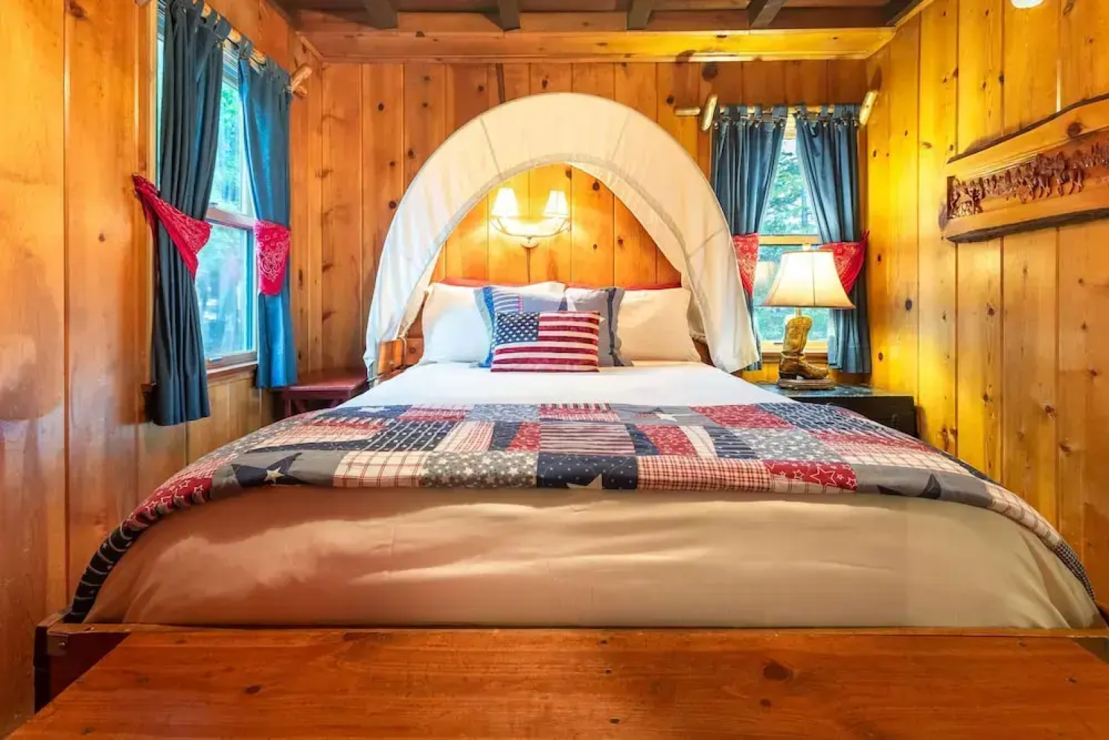 Arrowhead Pine Rose Cabins