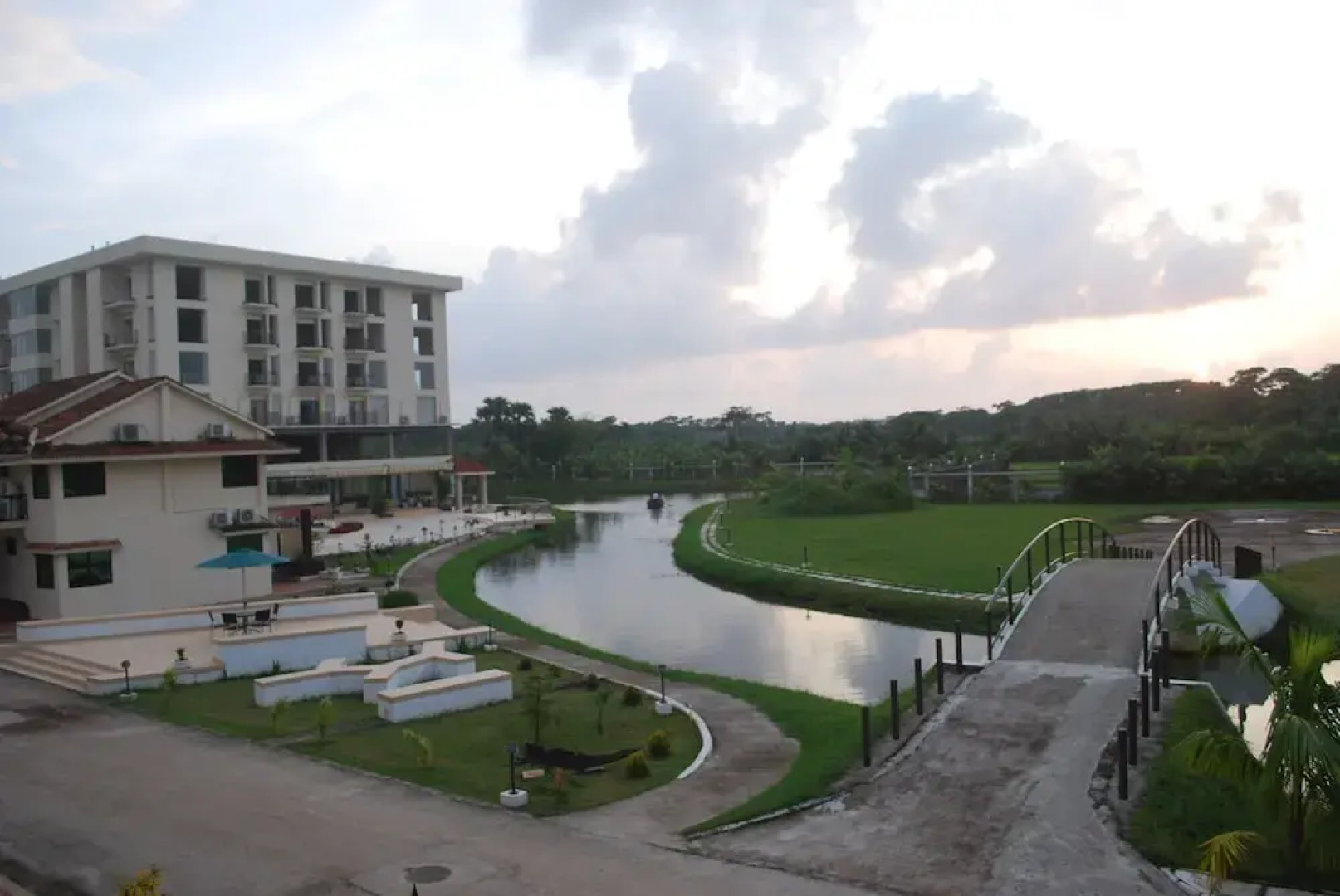 Sikder Resort and Villas Kuakata