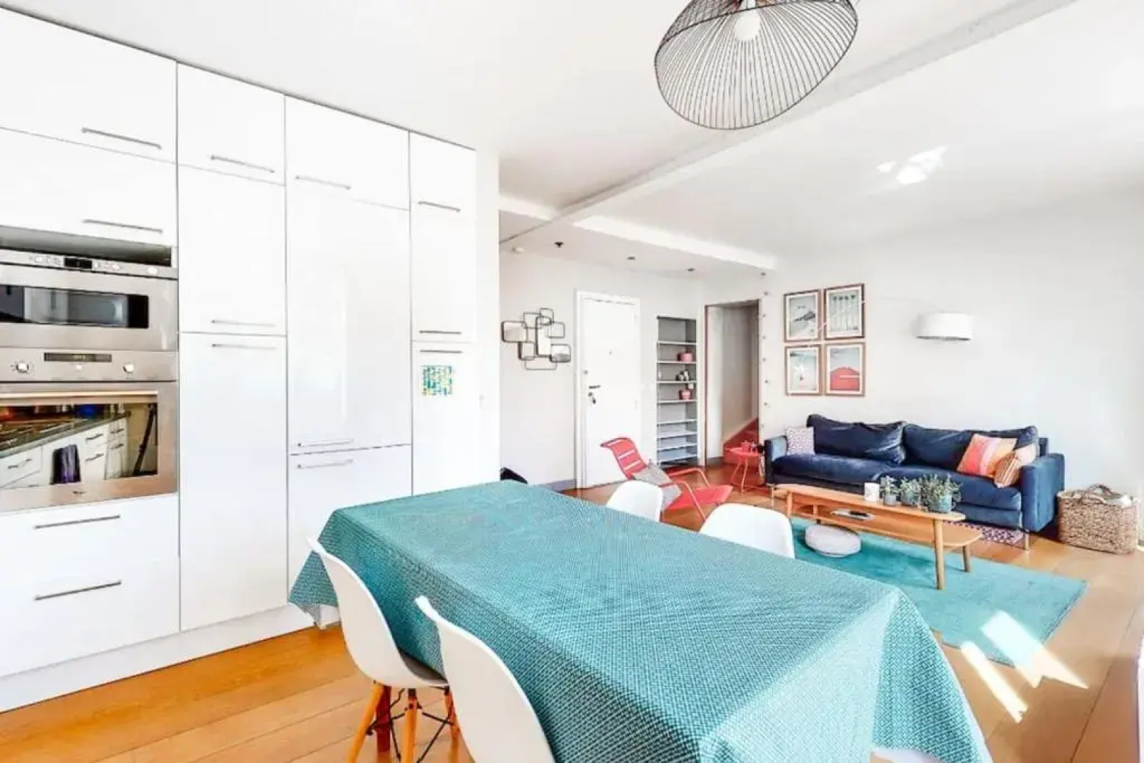 GuestReady - Modern and spacious 3BR duplex in Boulogne-Billancourt