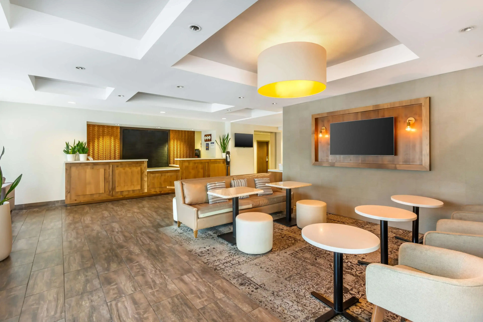 Best Western Plus CottonTree Inn