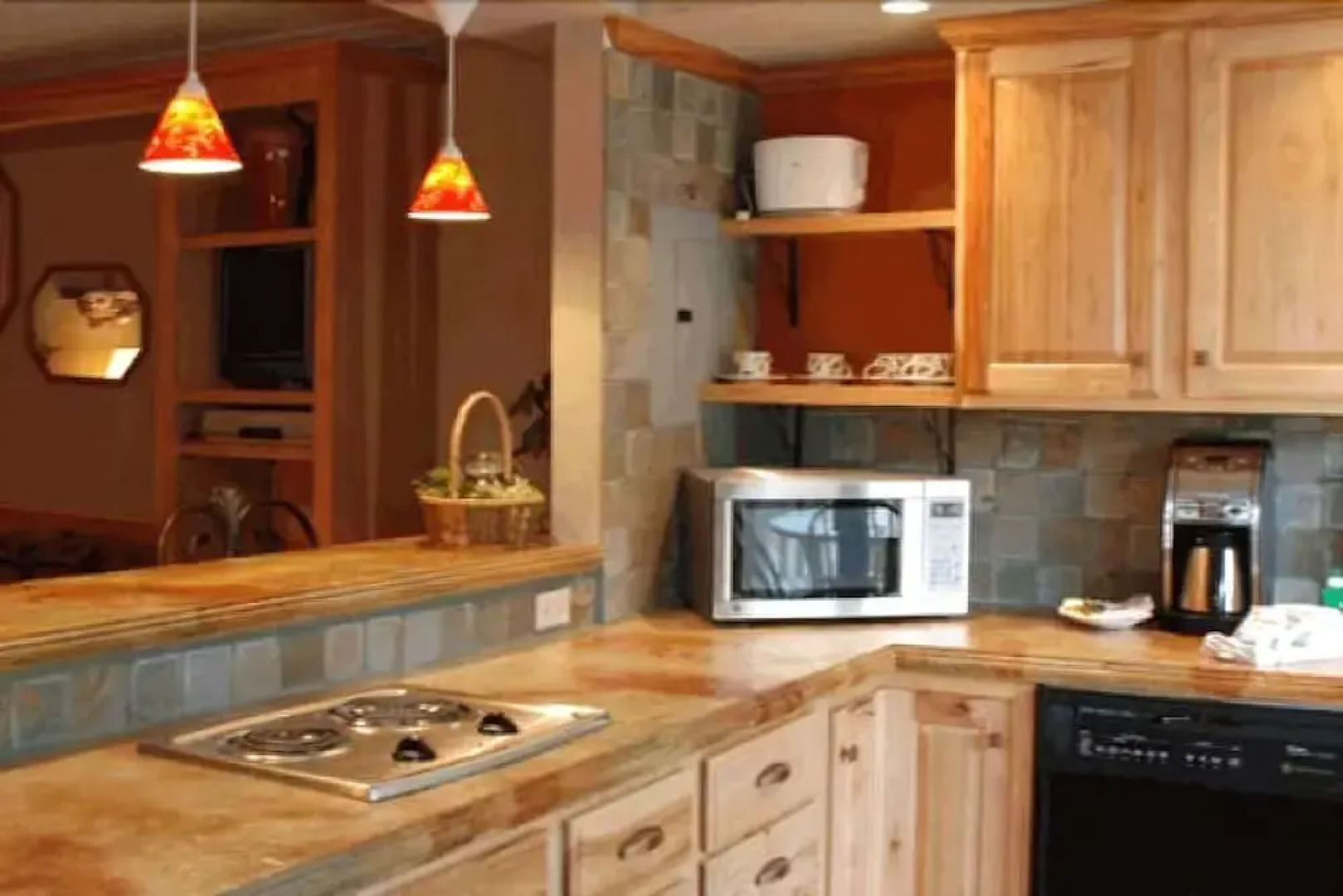 Rumbling Bald Resort