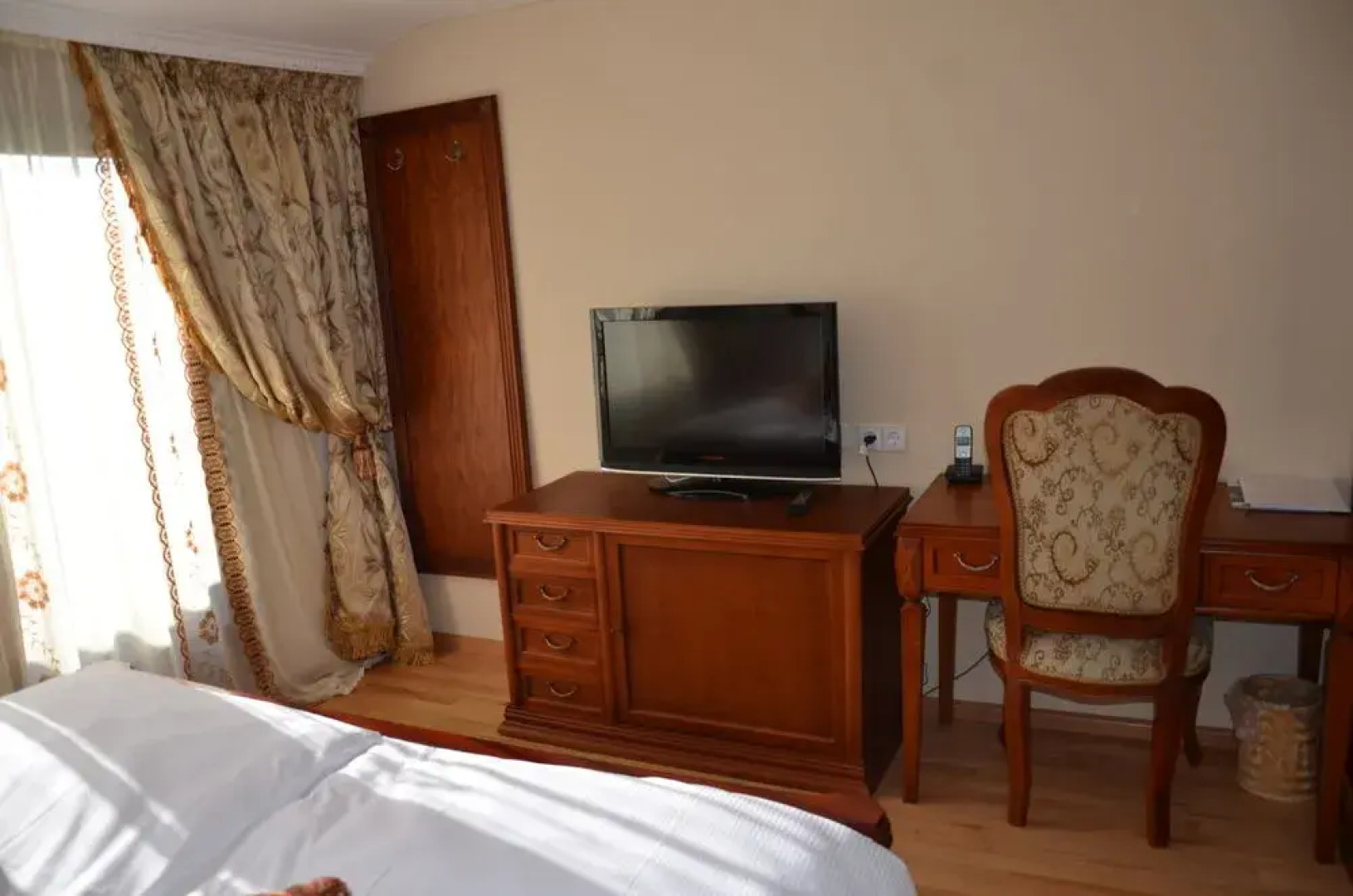 Princess Romantic Hotel