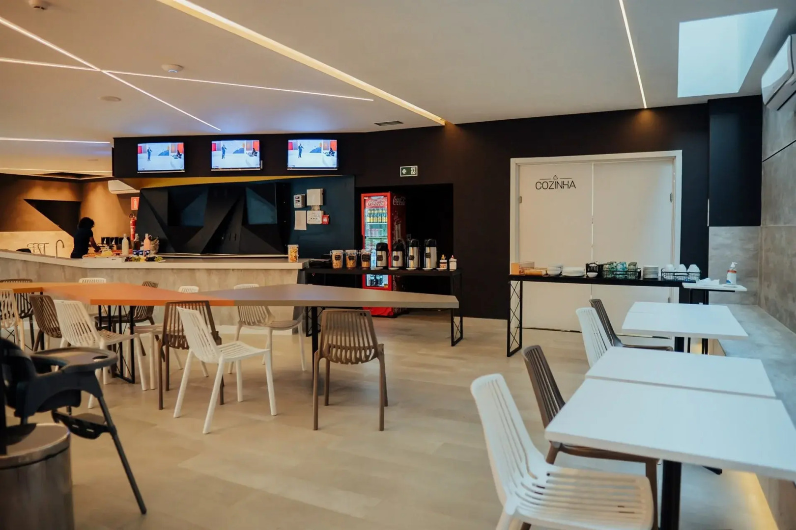 Front Comfort Teófilo Otoni