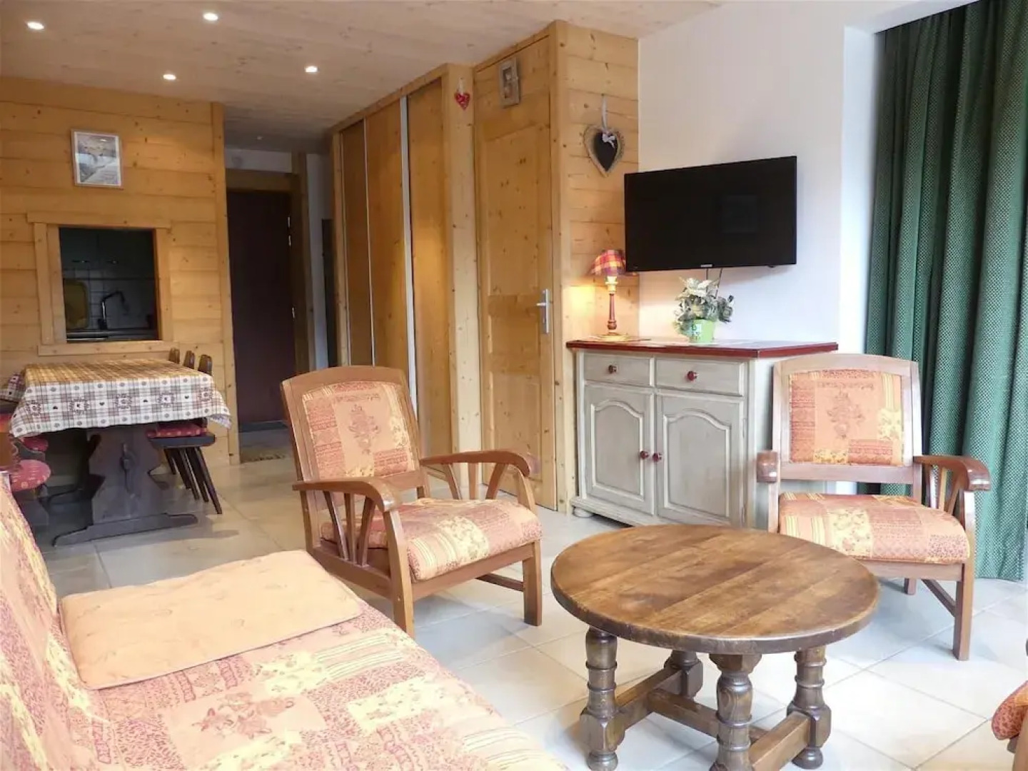 WAPITTI  La Clusaz village