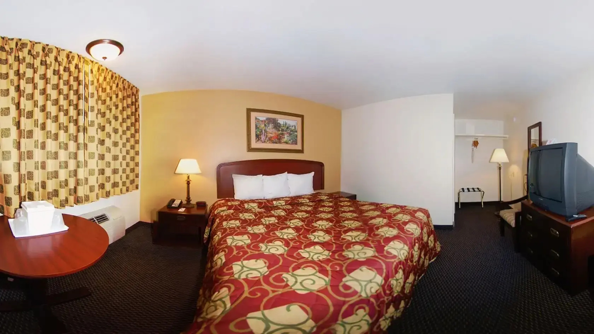 Wolf Inn Hotel