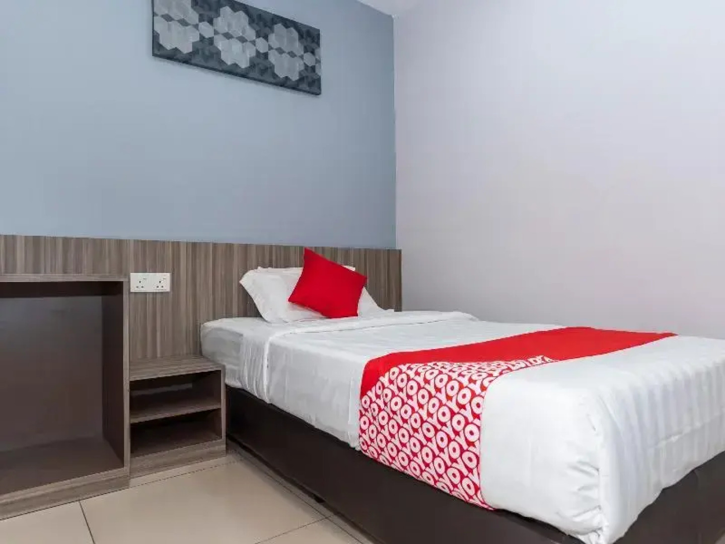 OYO 1140 Mk Paradise Hotel