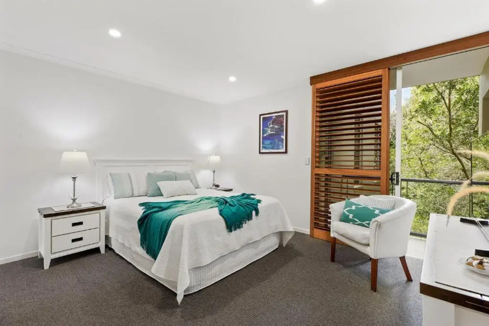 4 Trieste Central Apartment with a Backdrop of Lush Greenery