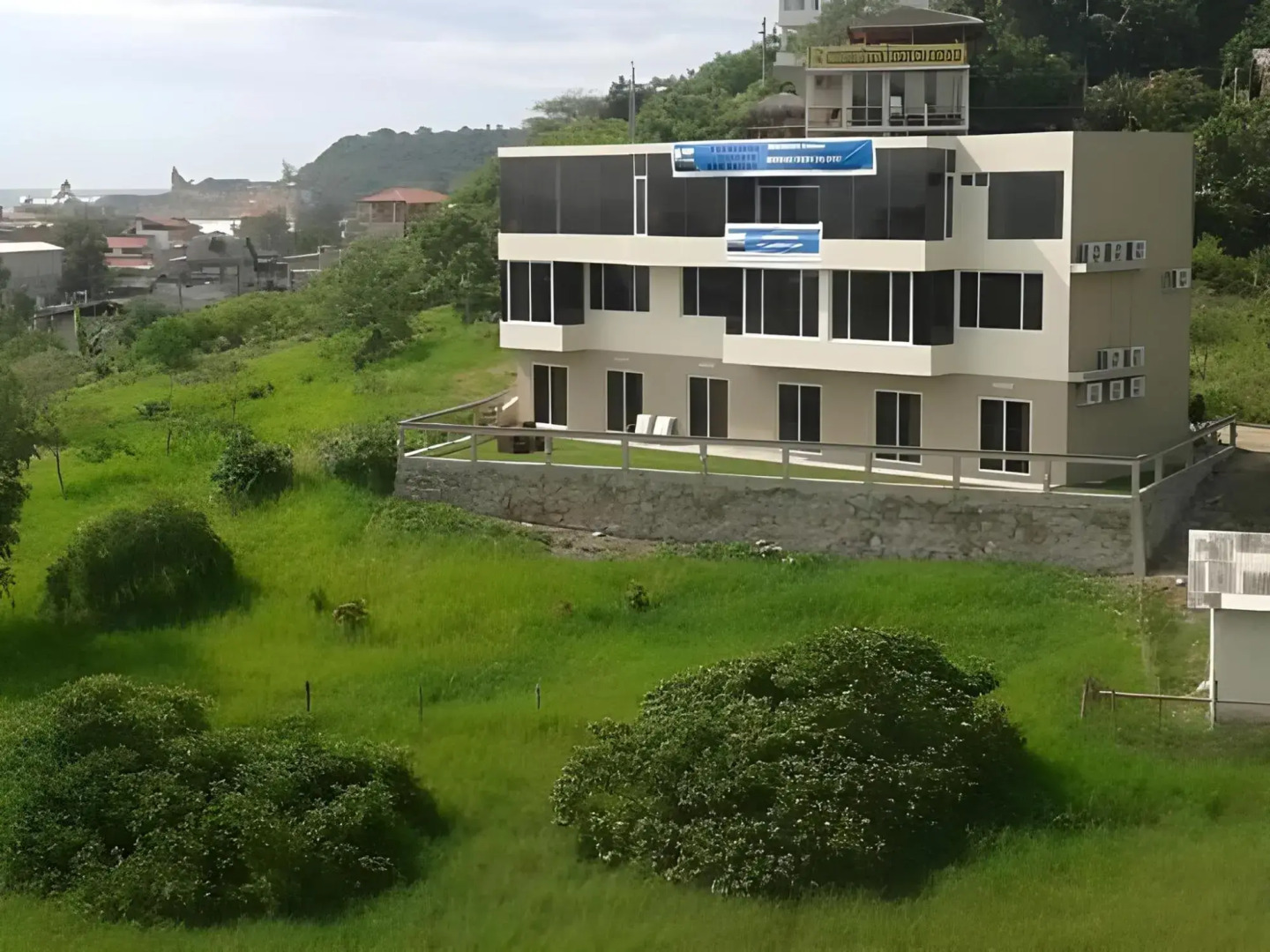 ME Hotel in Montañita Estates