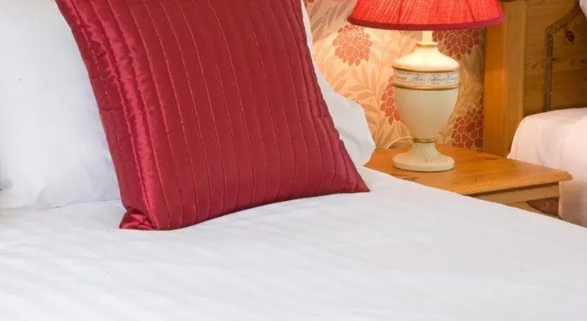 The Lochnell Arms Hotel