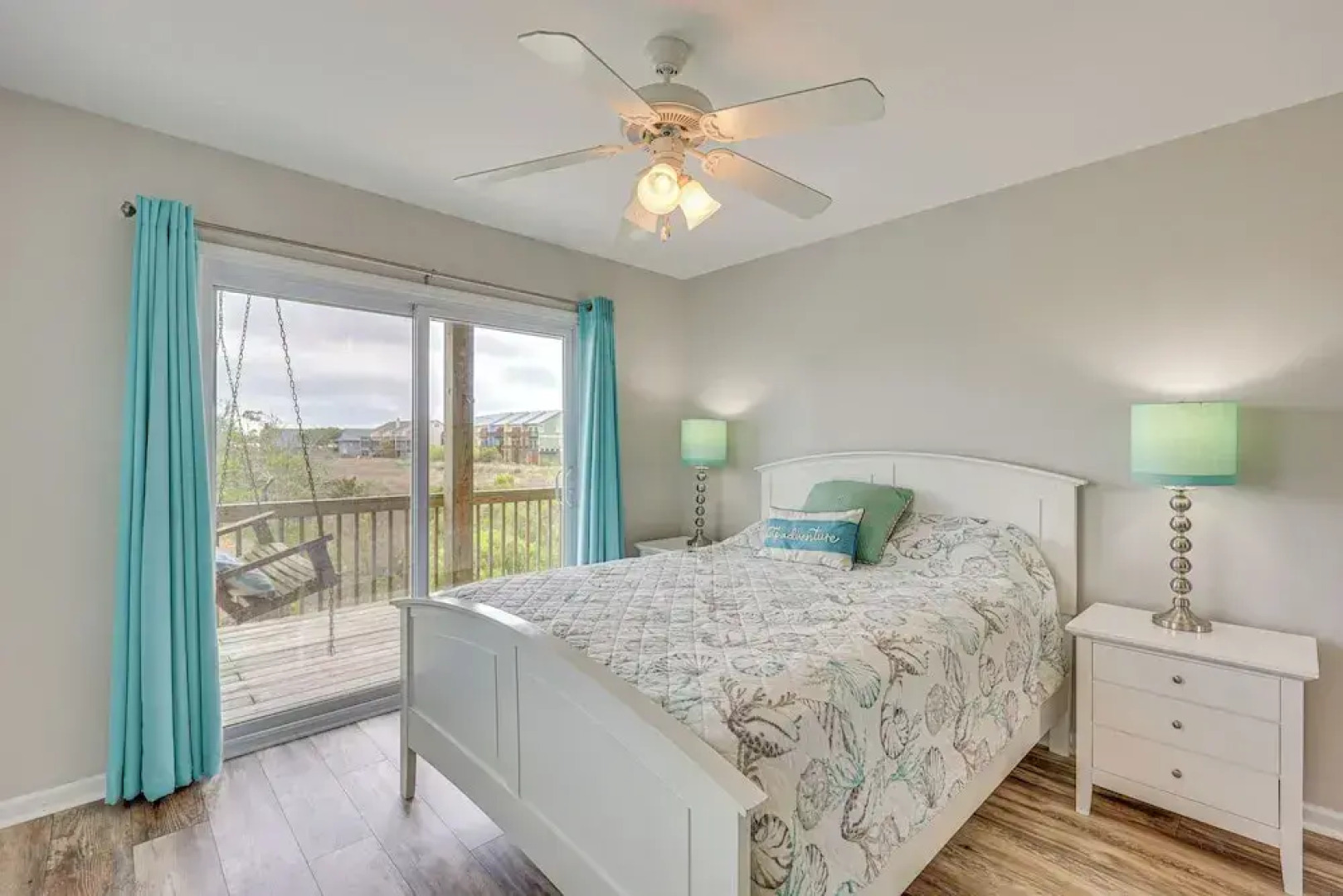 Walk to Surf City Beach: Ocean-view Home w/ Decks!