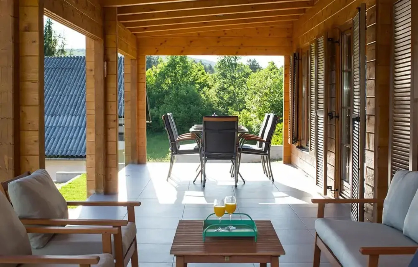 Amazing Home in Donje Taboriste With 2 Bedrooms and Wifi