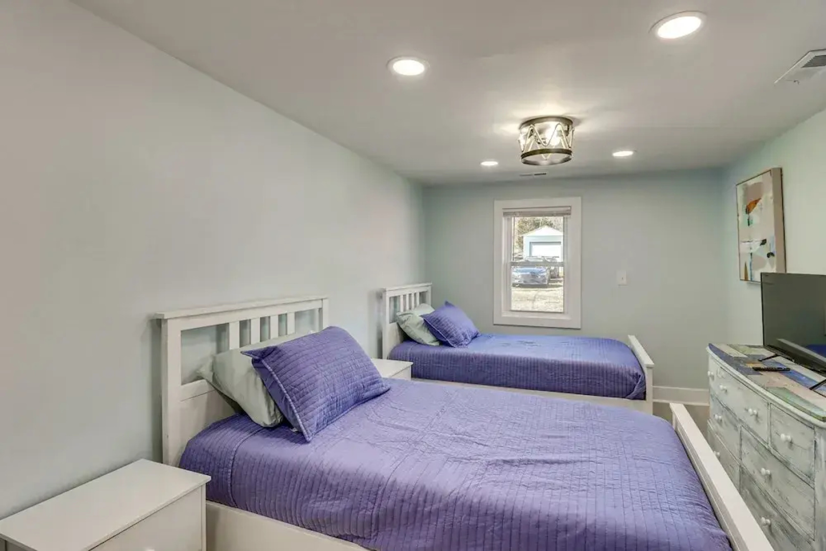 Bayfront Maryland Retreat w/ Deck, Near Beaches!