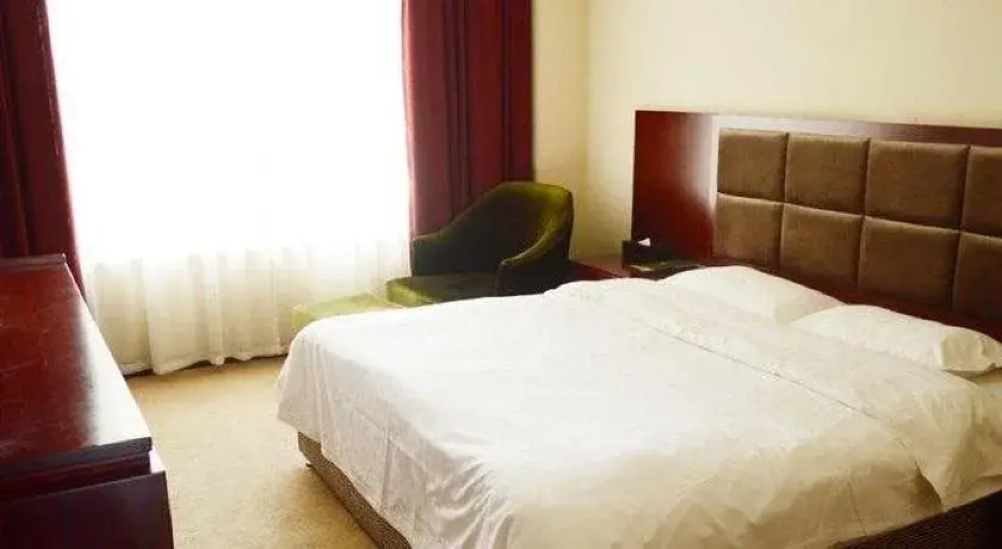 Guangyuanwanyuan Hotel