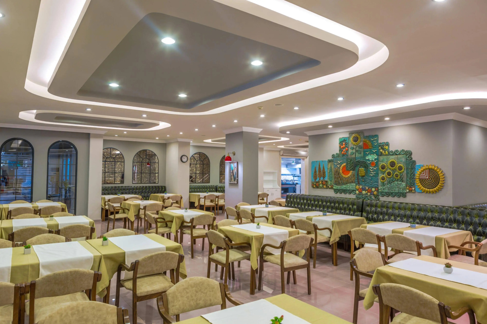 Villa Sunflower Hotel