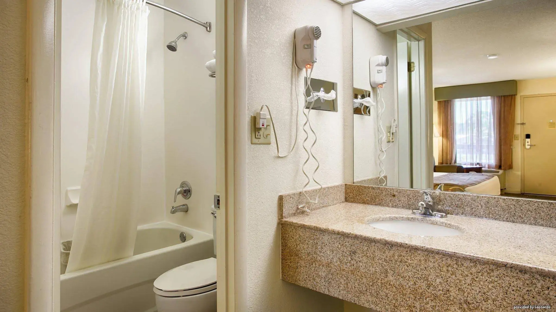 Ramada by Wyndham Savannah Gateway