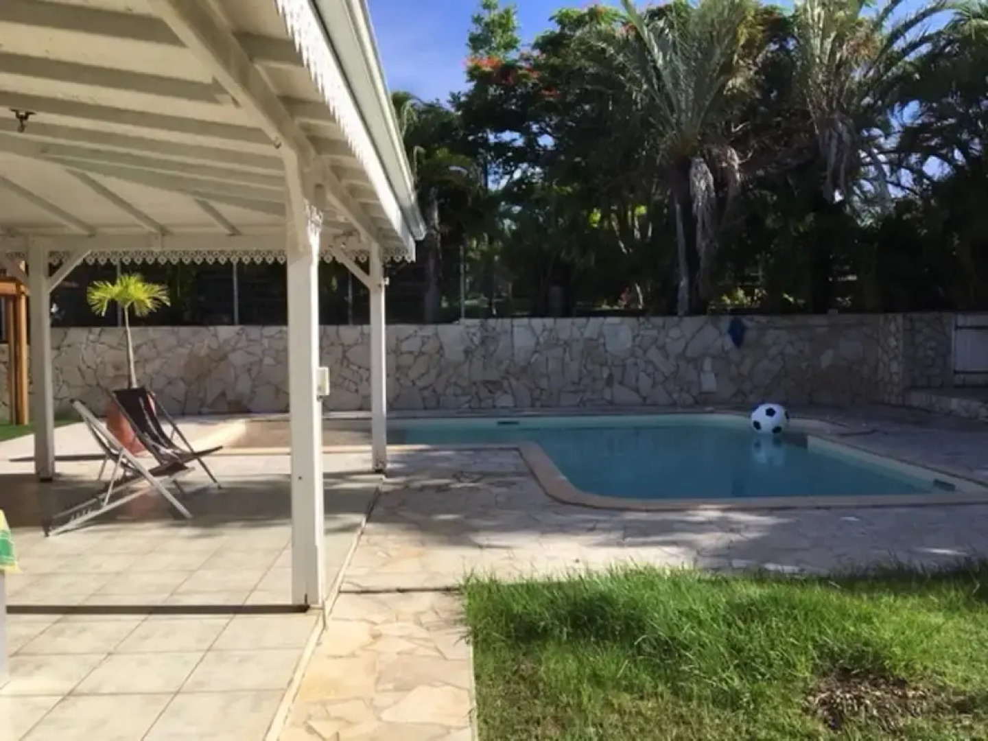 Villa With 4 Bedrooms in Baie Mahault, With Wonderful Mountain View, P