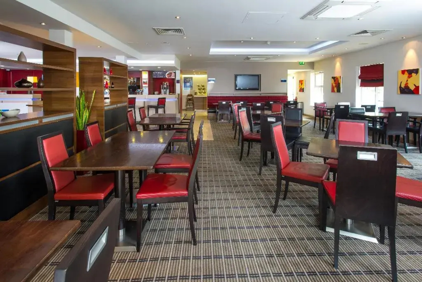 Holiday Inn Express Birmingham - Oldbury by IHG
