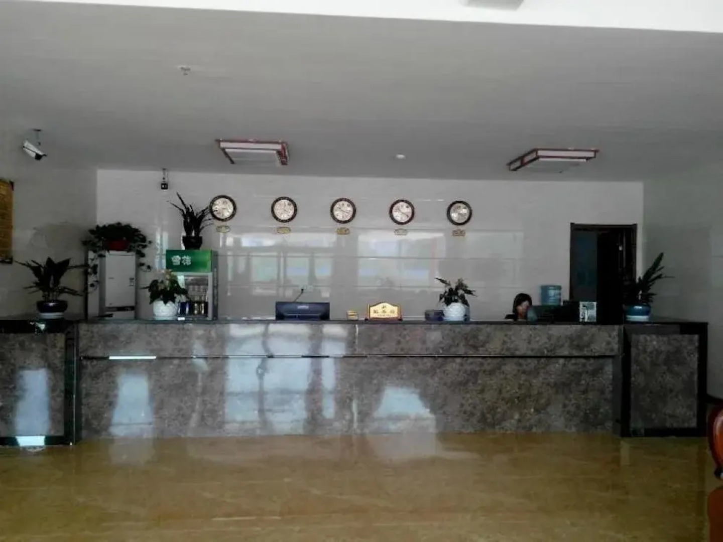 Longyang Express Hotel