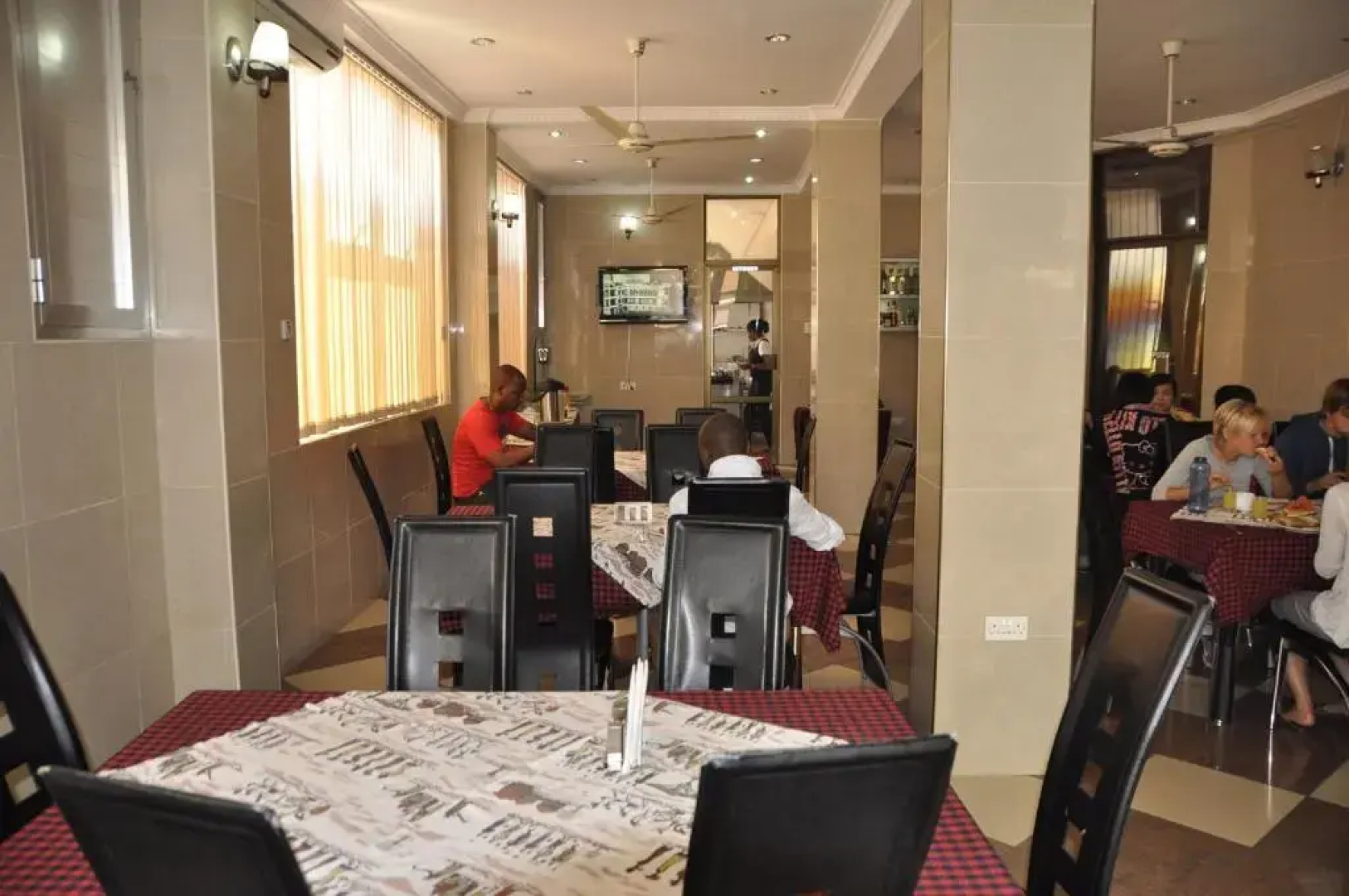 Rich Hotel