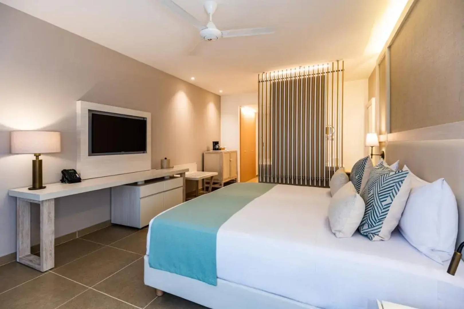 Hotel Irotama Lago