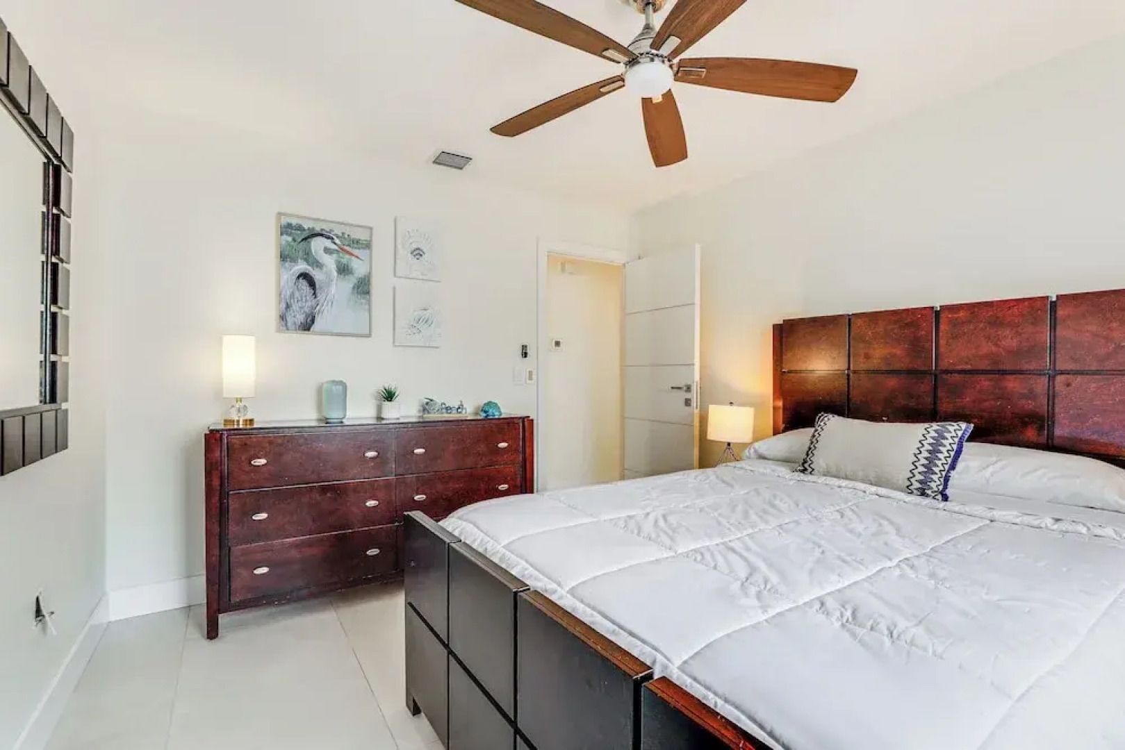 Sarasota Home w/ Private Pool ~ 10 Mi to Beach!