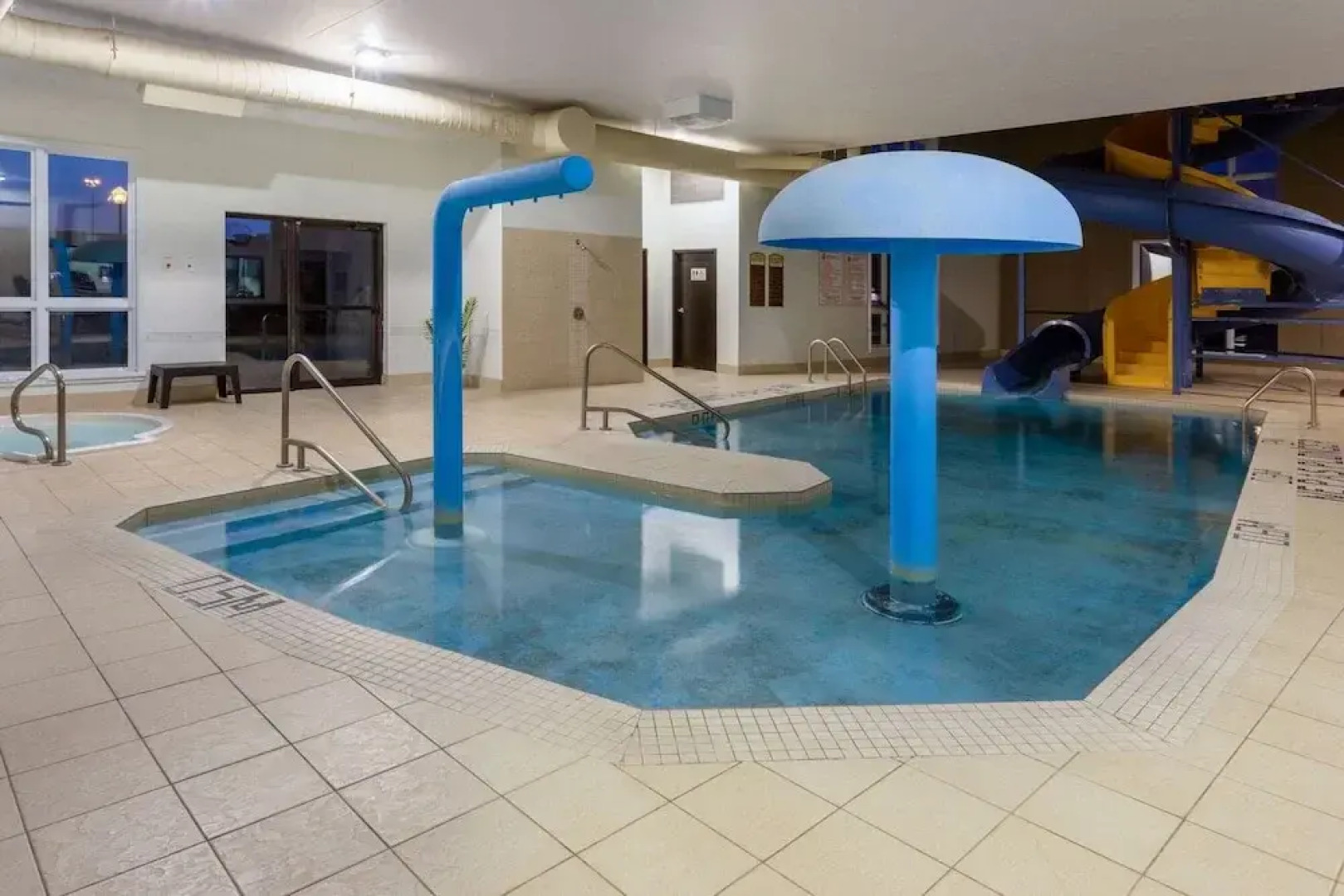 Super 8 Lachenaie/Terrebonne